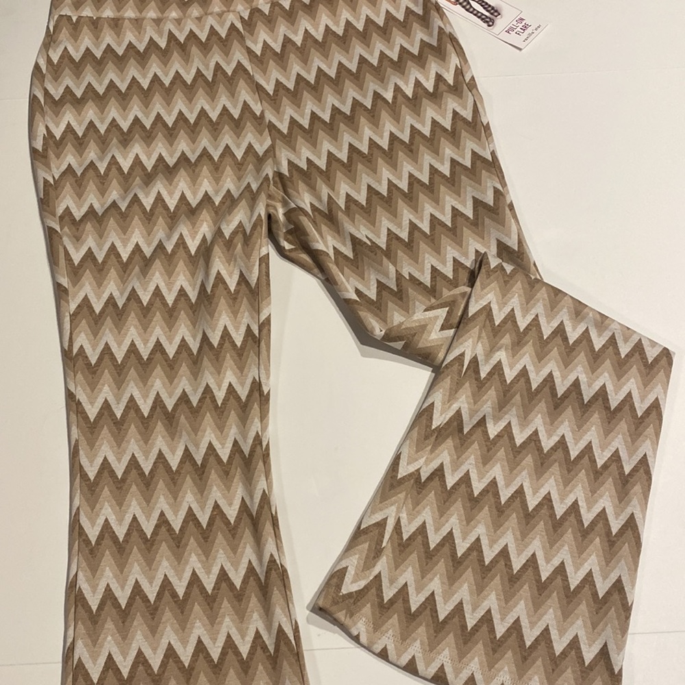 Vanilla Star Juniors 1X Chevron Pull On Flare Knit Pants New D30 - Picture 13 of 16